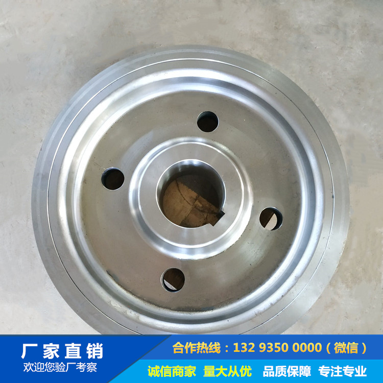 鍛造雙梁起重機(jī)車輪鍛件